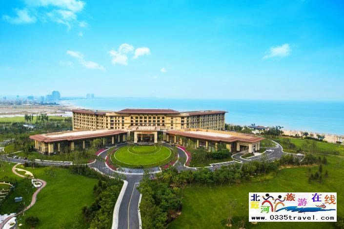 東戴河佳兆業鉑域酒店-住五星級海華海景房+雙份早餐+觀零距離海景，度愉快假期